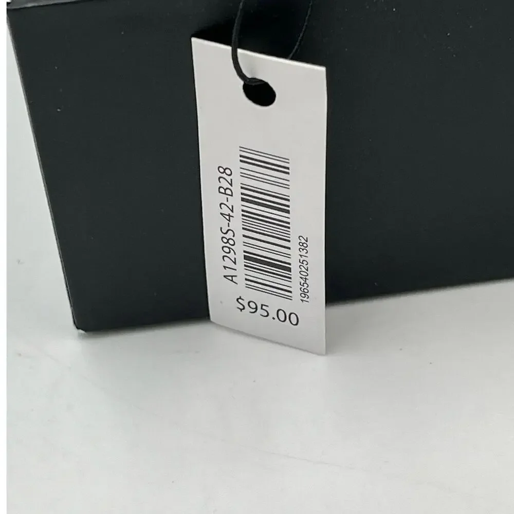 Adrienne Vittadini Watch‎ and Three BangleS Bracelet Set Gift Box New